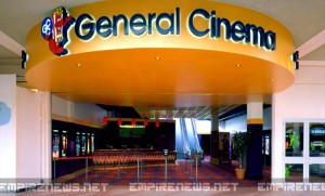 Woman Accidently Bites Boyfriends Penis Off In Movie Theater